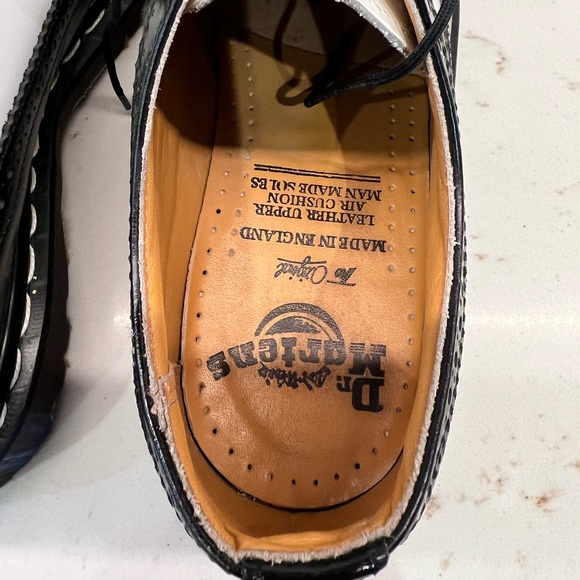 Doc martens unisex. Size 6 - Picture 4 of 7